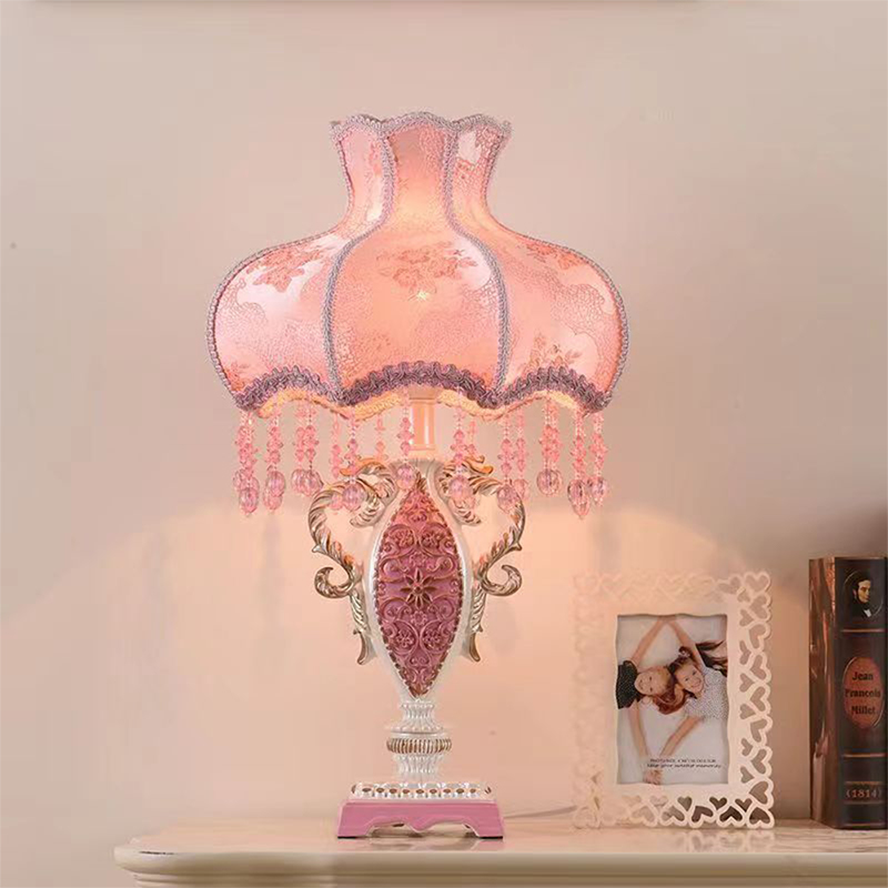 Lámpara de Mesa Rosa Europea,  - Desk Lamp reseña y precio